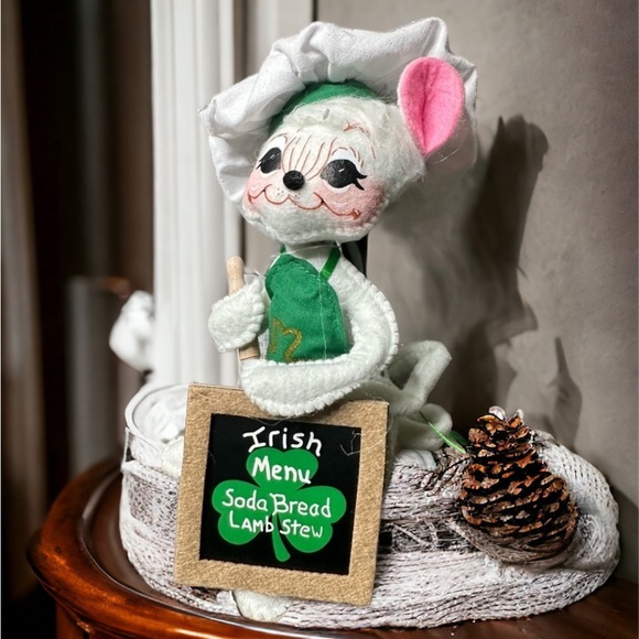 Annalee Dolls /  / St. Patrick's Day / 6” Irish Chef Mouse - Picture 1 of 11
